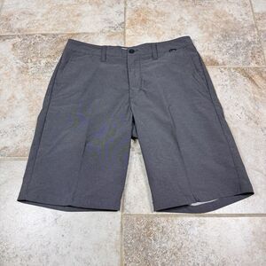 Travis Mathew Men's Size 32 Chino Shorts Gray Flat Front Golf Casual Golfing